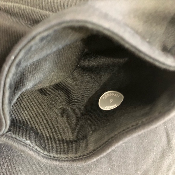 Lululemon Amped Crop Leggings Size 6 Colorblocked - Picture 8 of 8